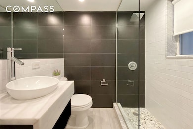 155 E 49th St unit 1E, New York, NY 10017 - photo 6