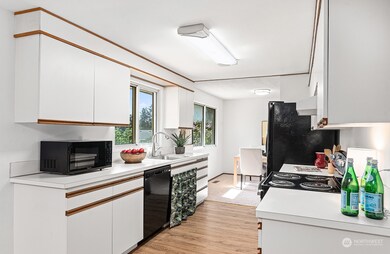 23030 19th Ave S, Des Moines, WA 98198 - photo 7