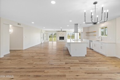 10534 W Tropicana Cir-16