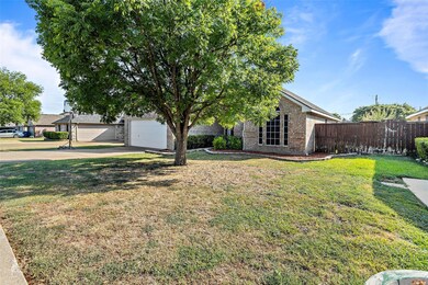 6607 Violet Dr, Rowlett, TX 75089 - photo 3