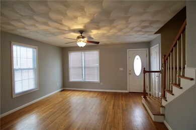145 S Bend St unit 5, Pawtucket, RI 02860 - photo 4
