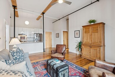 15-511 Living Room