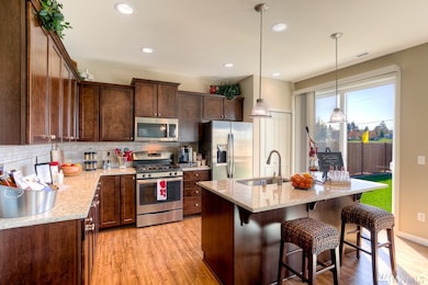 5116 52nd St W unit 1009, University Place, WA 98467 - photo 2