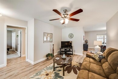 8000 Donegal Ln, North Richland Hills, TX 76180 - photo 6