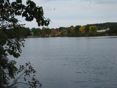 10 Sentinel Ct unit 106, Manchester, NH 03103 - photo 3