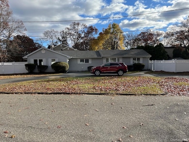 10 Pine St N, Lake Grove, NY 11755 - photo 2