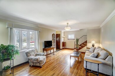 1013 S Cassingham Rd, Columbus, OH 43209 - photo 7