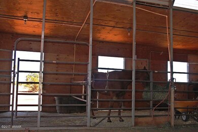 007_3 Stall Barn View