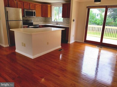 5909 King Arthur Way, Glenn Dale, MD 20769 - photo 4