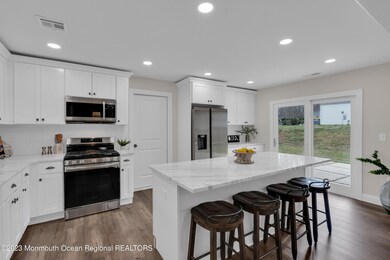 34 Ormont Ln, Matawan, NJ 07747 - photo 6