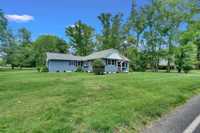 110 Peskin Rd, Farmingdale, NJ 07727 - photo 3