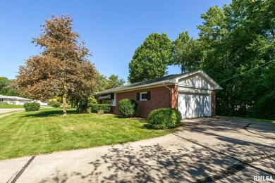 3617 34th St, Rock Island, IL 61201 - photo 2