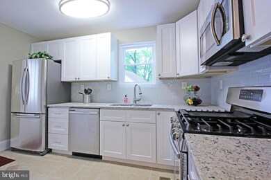 42 Patapsco Rd, Linthicum Heights, MD 21090 - photo 2