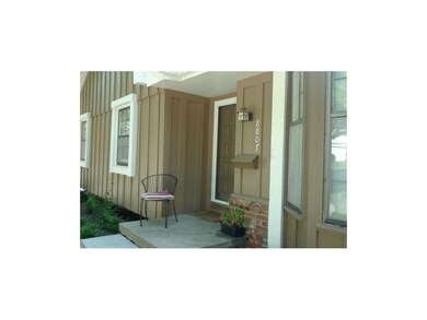 8807 Park St, Lenexa, KS 66215 - photo 2