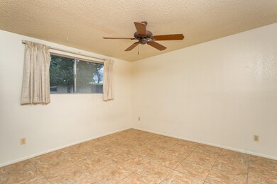 3133 E. Almartin