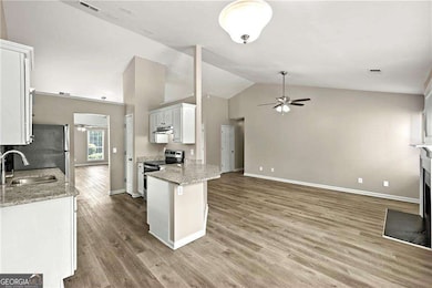 6020 Aderhold Way, Alpharetta, GA 30004 - photo 4