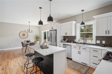 179 Canfield Ave, Warwick, RI 02889 - photo 6