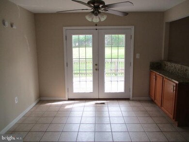12511 Shetland Ln, Bowie, MD 20715 - photo 5