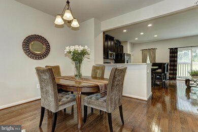 5338 Wyndholme Cir unit 3, Baltimore, MD 21229 - photo 5