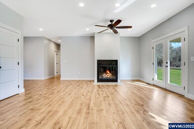 36234 Richardson Gap Rd, Scio, OR 97374 - photo 5