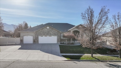 600 E 100 S, Hyde Park, UT 84318 - photo 2