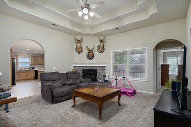 920 E Weldon Dr-6