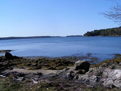 102 Wall Point Rd, Boothbay Harbor, ME 04538 - photo 2