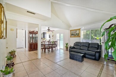 404 W Lincoln Ave unit 2, Escondido, CA 92026 - photo 4