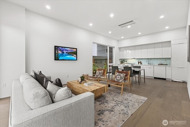 1114 26th Ave unit C, Seattle, WA 98122 - photo 5