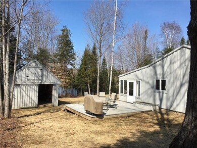 Another side view showing trex deck...