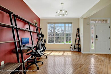 10-Dining Room