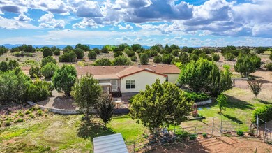 850 W Valleri Ann Rd, Paulden, AZ 86334 - photo 6