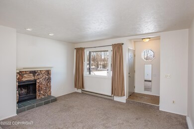 02-Living Room MS_3650-Edit