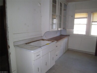 14314 Westropp Ave, Cleveland, OH 44110 - photo 4