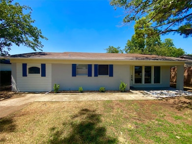 512 Sally Ln, Cleburne, TX 76033 - photo 3