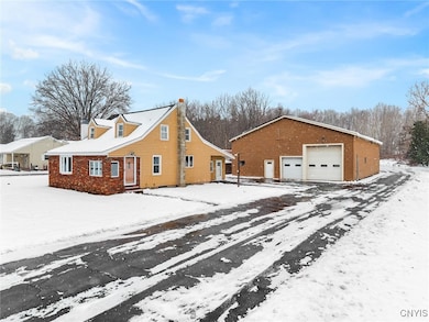 4101 Elmcrest Rd, Liverpool, NY 13090 - photo 3