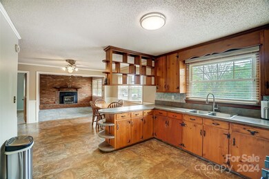 10370 Hartsell Rd, Midland, NC 28107 - photo 4