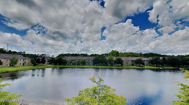 Lakeview - Balcony