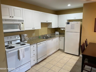 490 Little River Farm Blvd unit A207, Carthage, NC 28327 - photo 4