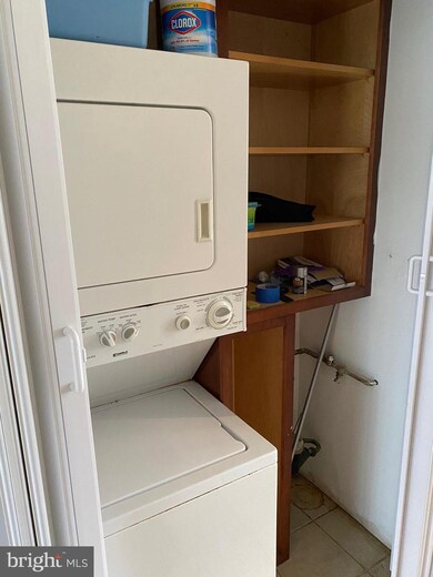 12067 Crimson Ln, Silver Spring, MD 20904 - photo 2