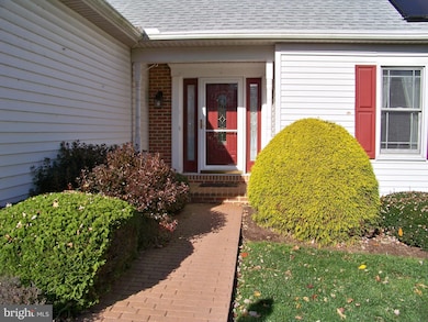 259 Raspberry Rd, Leola, PA 17540 - photo 2