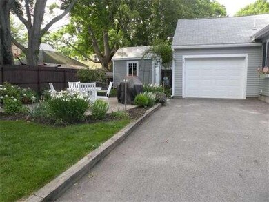 39 Lawrence St, Danvers, MA 01923 - photo 3