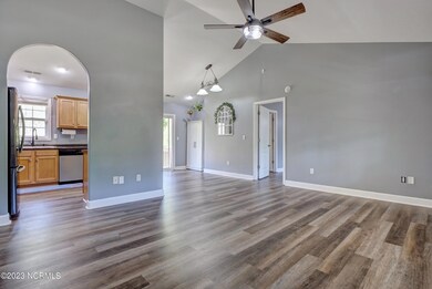 126 Piney Creek Rd, Holly Ridge, NC 28445 - photo 6