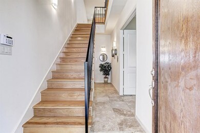 802 Waverly St unit B, Houston, TX 77007 - photo 4