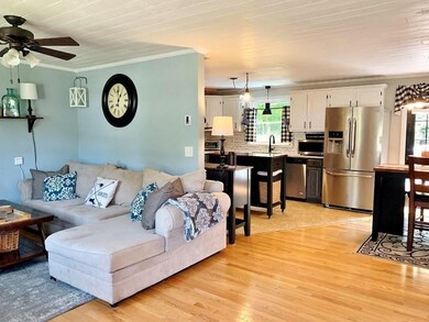 6 Fernwood Dr, Rutland, MA 01543 - photo 3