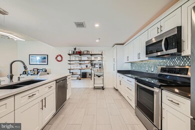 Scarlett Place unit 504, Baltimore, MD 21202 - photo 3