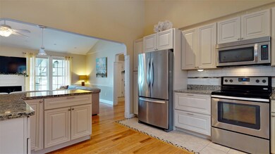 6 Stanley St, Old Orchard Beach, ME 04064 - photo 4