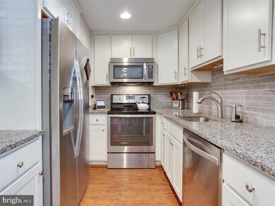 1480 Lowell Ct, Crofton, MD 21114 - photo 5