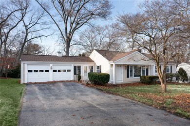 95 Lancaster Ave, Warwick, RI 02886 - photo 2