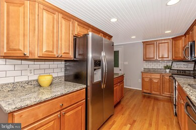 23725 Slidell Rd, Boyds, MD 20841 - photo 7